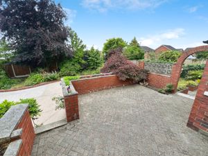 Patio- click for photo gallery